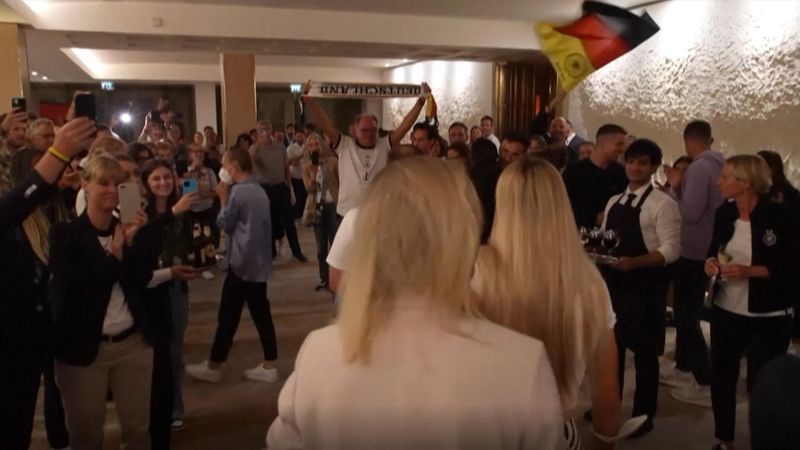 Partynacht beim DFB nach EM-Finale: "Wurde trotzdem getanzt"