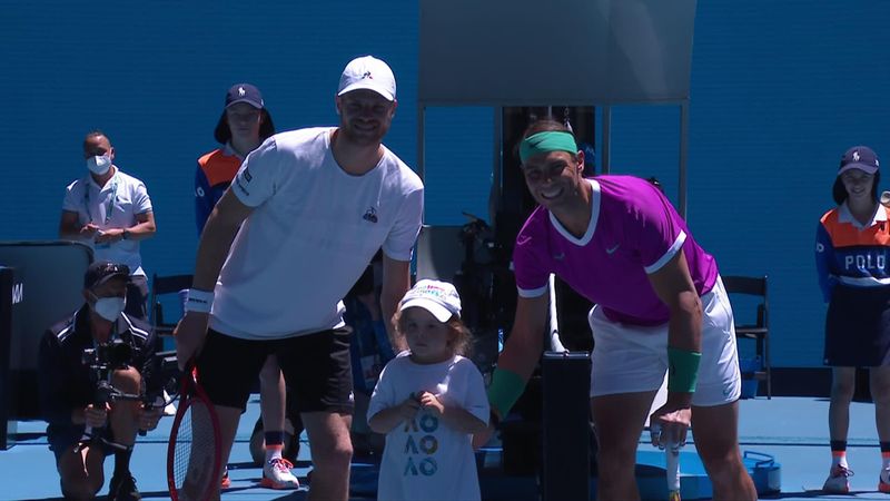 'Look that way!' - Nadal and Hanfmann pose for photo with kid before match