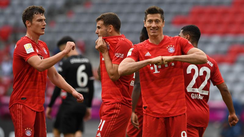 Highlights: Bayern Munich go 10 points clear with Fortuna Dusseldorf thrashing
