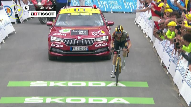 ‘Amazing!’ – Vingegaard grabs yellow on Stage 11 as Pogacar wilts