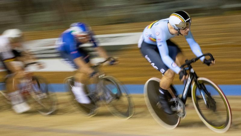 Scratch Race Explained: Early attacks, endurance & bunch sprints