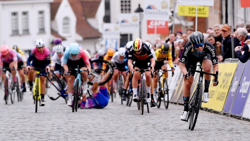'Very convincing' Wiebes sprints to Nokere Koerse victory