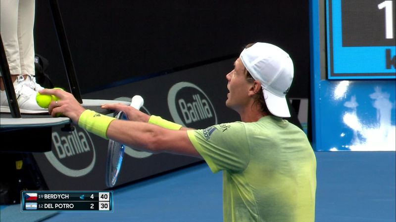 Berdych in angry rant against umpire