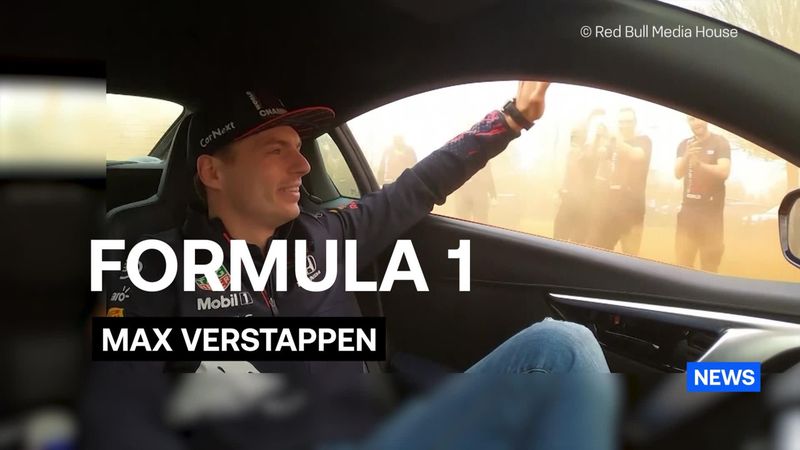 La Mercedes rinuncia al ricorso: titolo a Verstappen