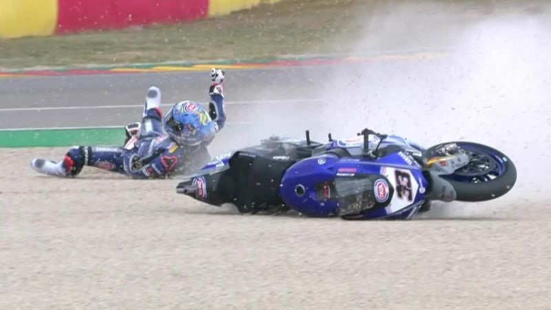 Marco Melandri crashes in Aragon Superpole