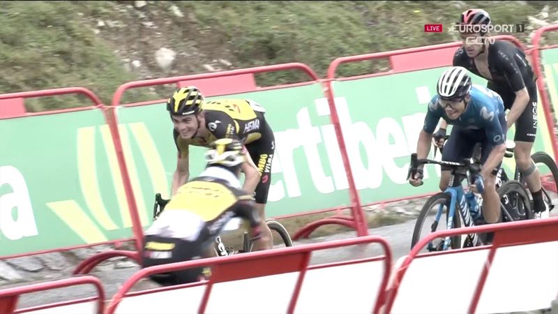 Kuss finds time to grin at Roglic during sprint finish