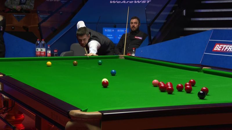'Off the lampshades!' – Selby makes 'fabulous' long pot
