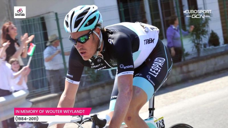 Giro d’Italia | Jeroen leest brief voor van zus aan verongelukte Wouter Weylandt