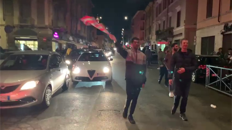 Gioia Cremonese: in Serie A dopo 26 anni, tifosi in strada a festeggiare