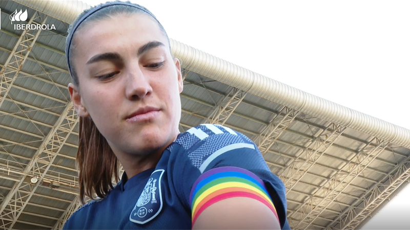 La Selección Española Femenina lucirá el brazalete arcoíris en apoyo al Día del Orgullo 2022