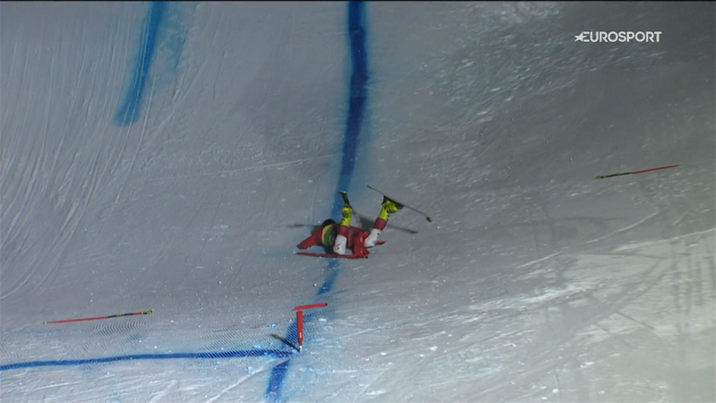 La dolorosa caída de Tristan Takats en la Copa del Mundo de esquí cross