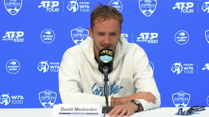 Medvedev: "Vorrei Djokovic allo US Open, ma non faccio io le regole"