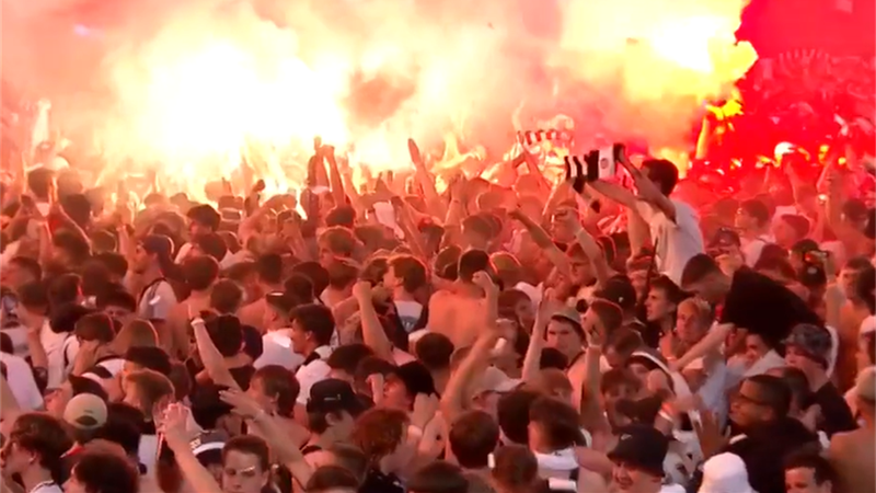 Scene superbe cu bucuria de pe stadionul din Frankfurt după cucerirea Europa League