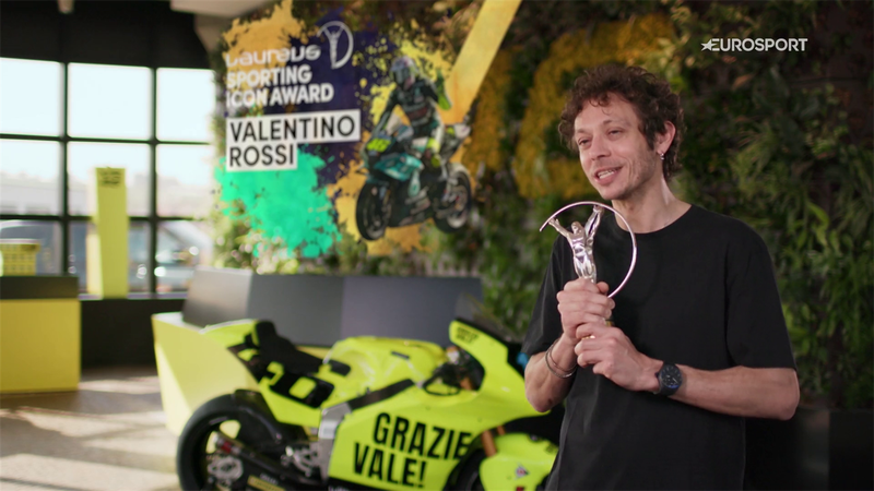 Valentino Rossi icona sportiva: "Premio speciale, per una lunga carriera"